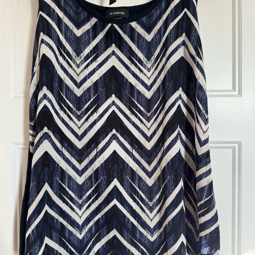 Le Château Navy and White Chevron Top